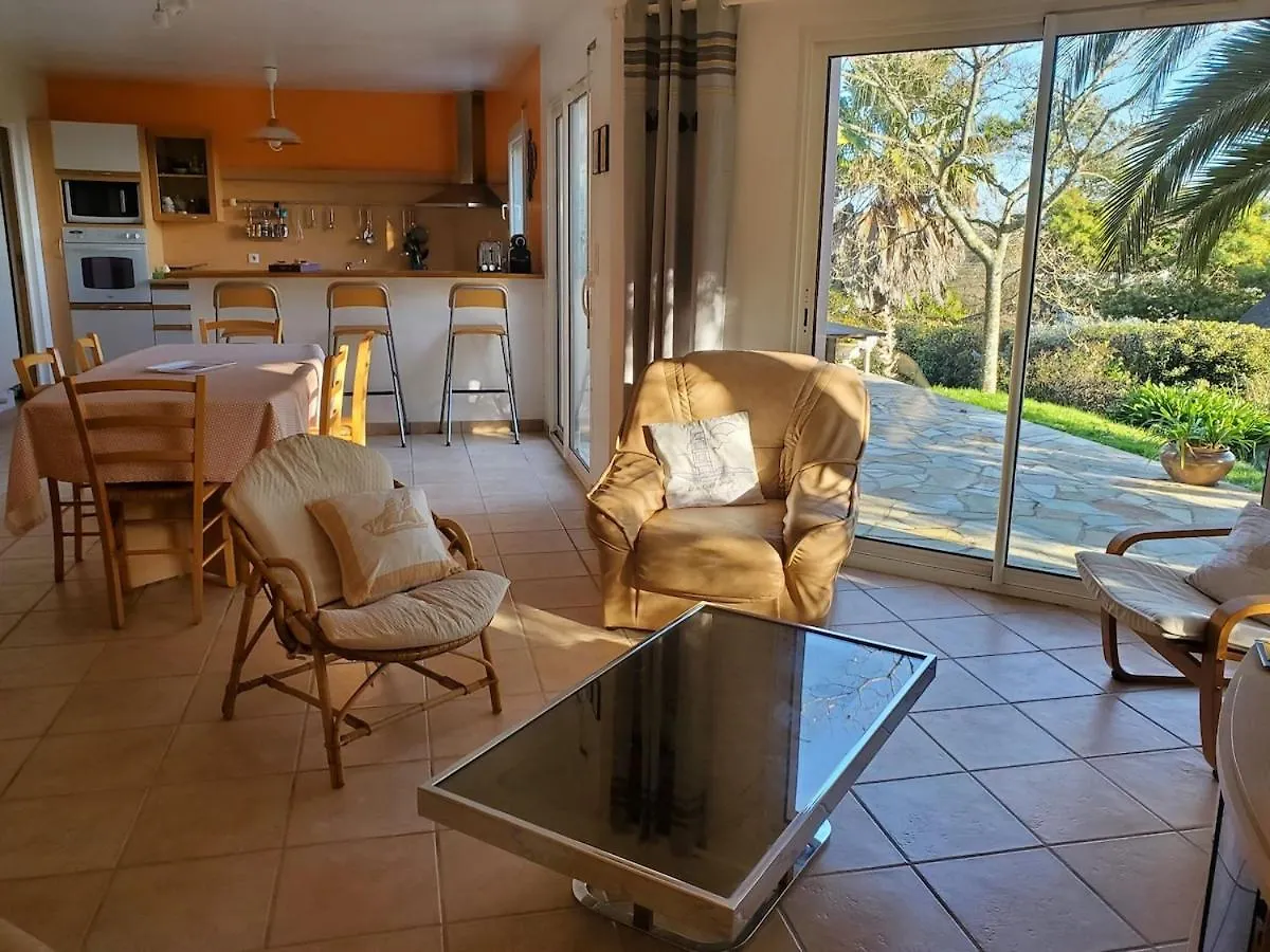 Bellevue Villa Crozon 0*,  France